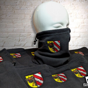 Individuell besticktes warmes Fleece Schlauchtuch mit Nürnberg Logo gestaltet vom Künstler Hombre SUK